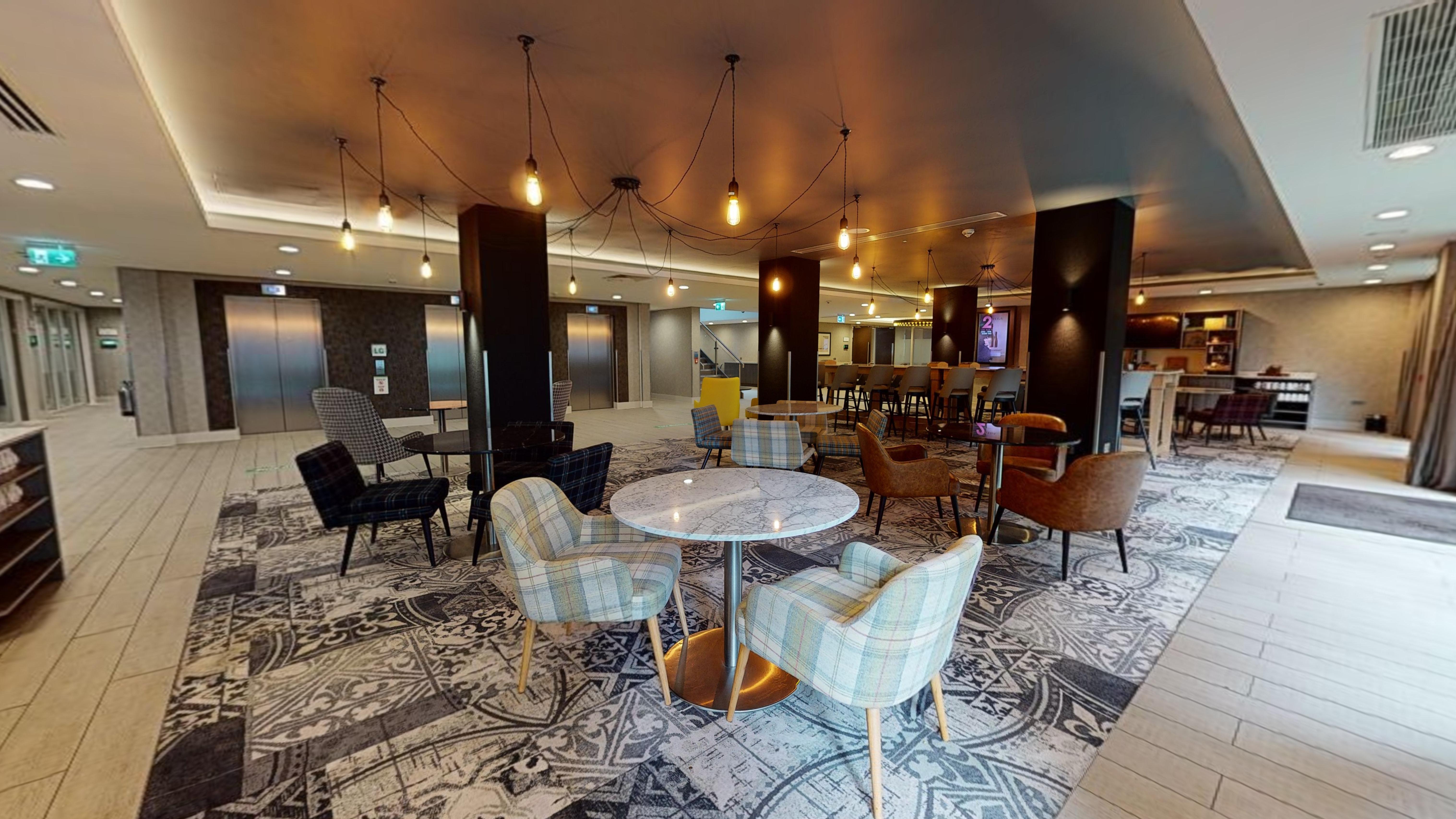 Holiday Inn Manchester - City Centre By Ihg Exterior photo