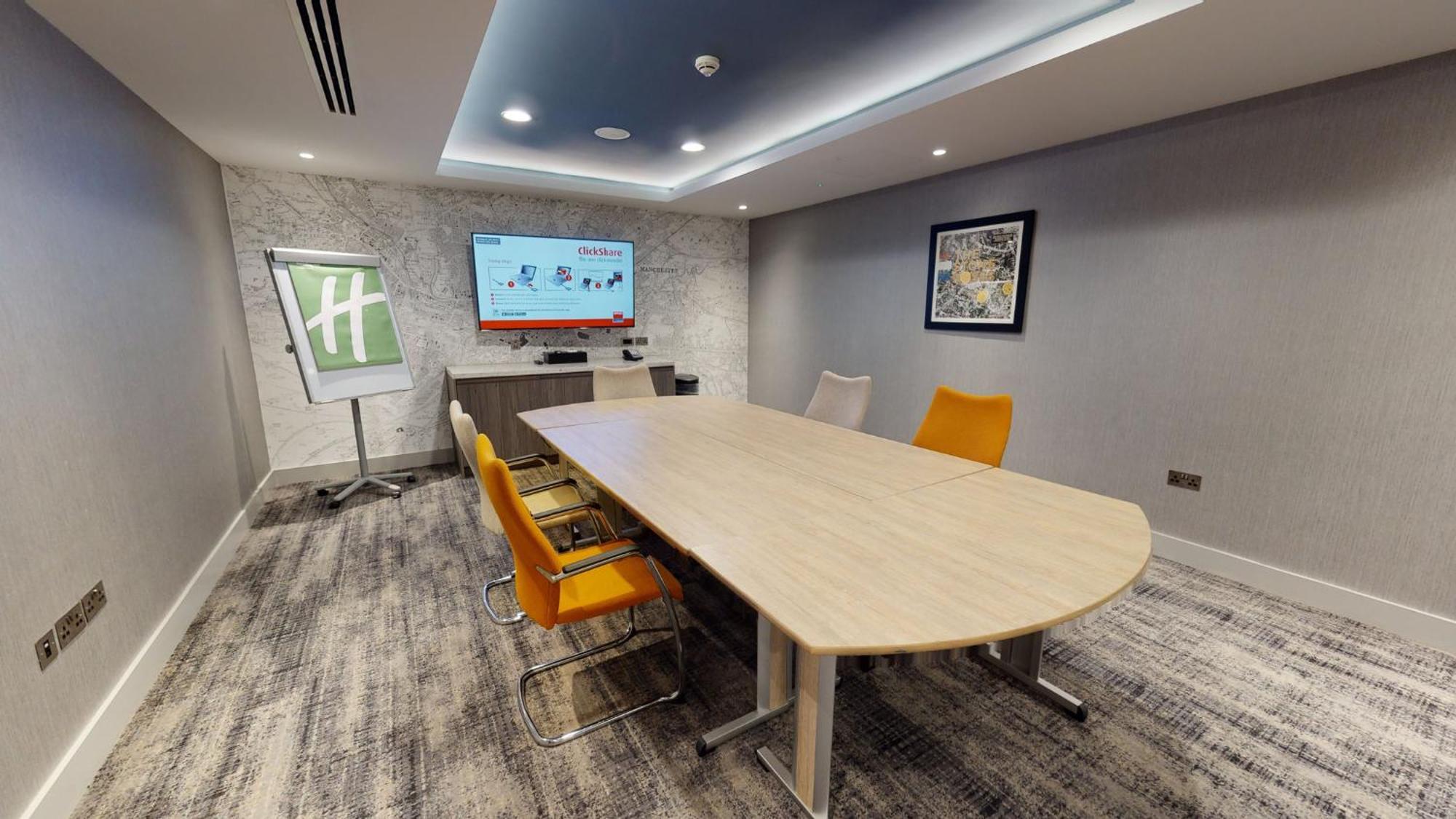 Holiday Inn Manchester - City Centre By Ihg Exterior photo