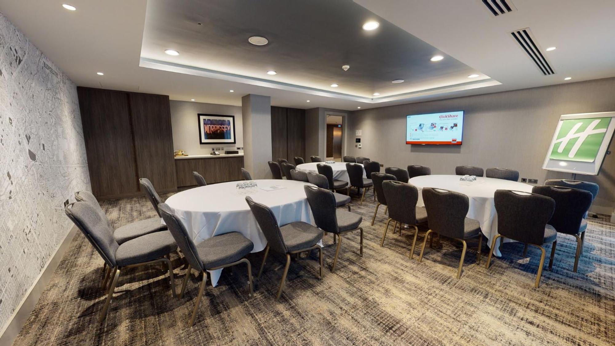 Holiday Inn Manchester - City Centre By Ihg Exterior photo